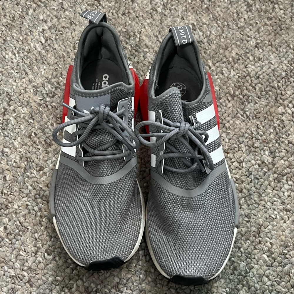 adidas Men’s Gray and White Athletic Shoes with Red Heel Accents
